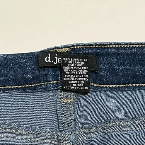 D. Jeans Medium Blue Wash Skinny Jeans Size 4