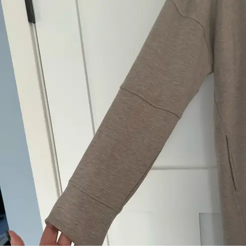 118. Renuar Hoodie Sweatshirt Dress with pockets Tan Size M