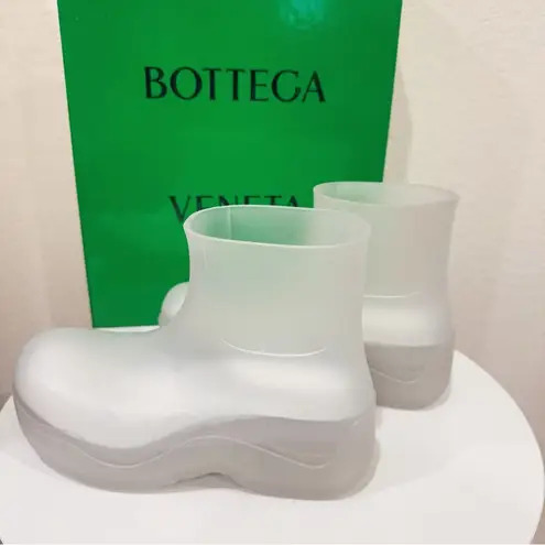 Bottega Veneta The Puddle Rain Boots Pudding Glass Clear Size 36 NIB