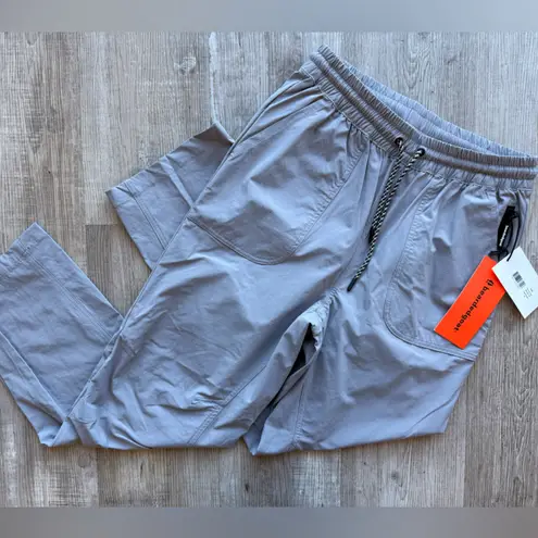 Bearded Goat Women’s Sz Medium Summit Pants in Light Purple New NWT