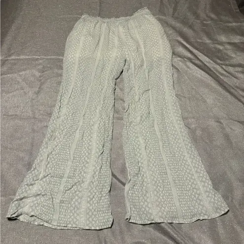 Paper Crane  Gray/Green Textured Pants