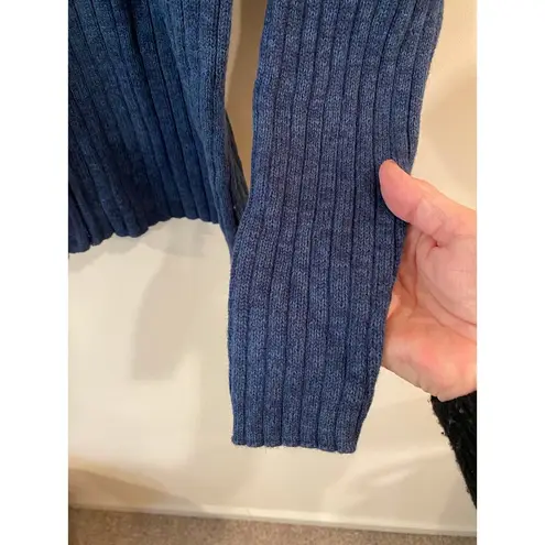 Carly St. Claire Women's Sweater L Half