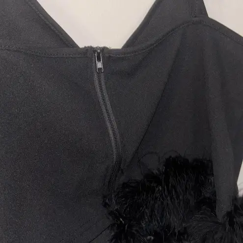 Black Spaghetti Strap Crop Top Boa Fur Trim Holiday Party Club Festival Size M
