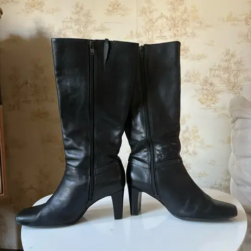 Vintage 90s y2k black leather knee high square heel side zip boots size 8