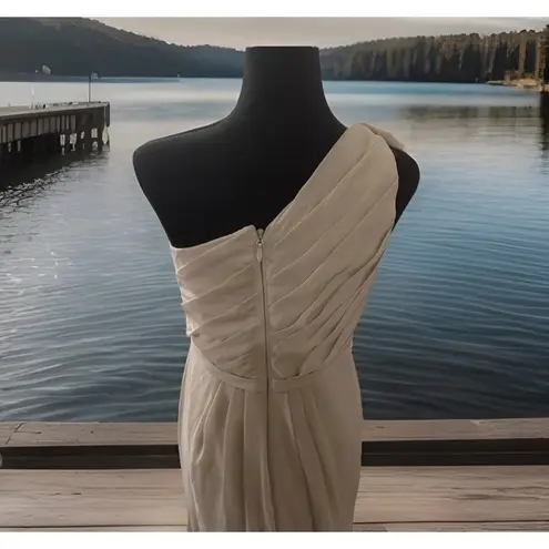 Chic Azazie Sharon ALine One Shoulder Chiffon Frost Gown Size A4 formal Wedding