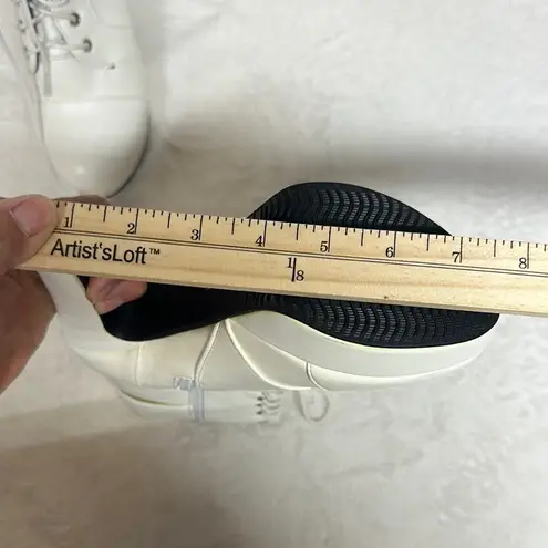 Stylish White Platform Ankle Boots Size 8