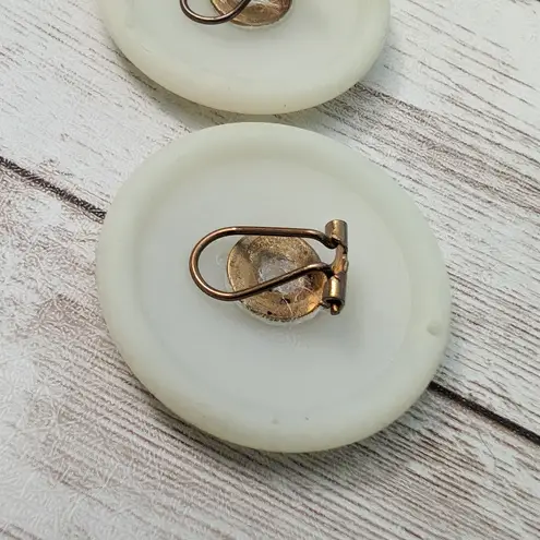 Vintage Clip On Earrings