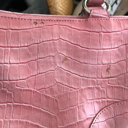 2000s Pink crocodile print faux leather shoulder baguette hand bag purse #fairycore