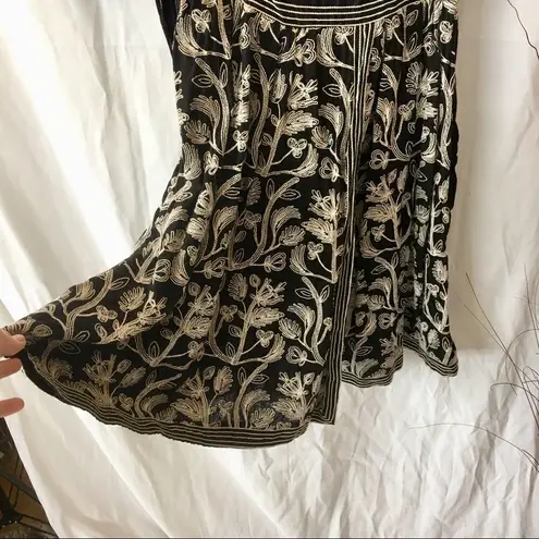 Max edition Black Embroidered Cocktail Dress