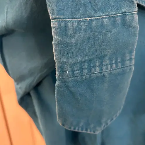 Chaparral Ridge Vintage extended V sleeve knot tie faded turquoise Jean shirt Size M