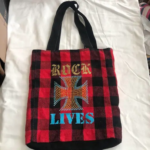 2000s y2k Black and red plaid tote bag with rhinestone bedazzled cross design punk rock grunge goth biker