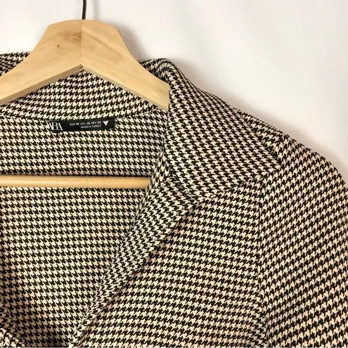 ZARA  Beige & Black Houndstooth Cropped Long Sleeve Button Down Top XS