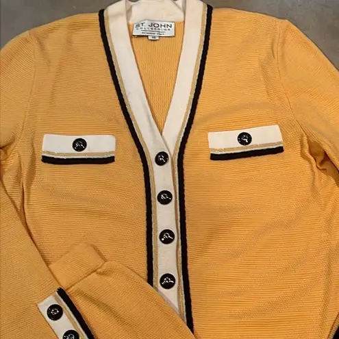 St. John Yellow Skirt Suit Set size 10 C26