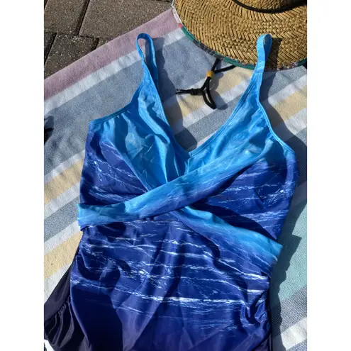 NWOT, Brand Unknown, One Piece Swim Suit, Blue with Cross Over Detail, Sz L Size L