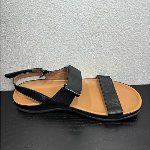 Strive Kona 10.5 / 11 Black Leather Hook and Loop Adjustable Slingback Sandal