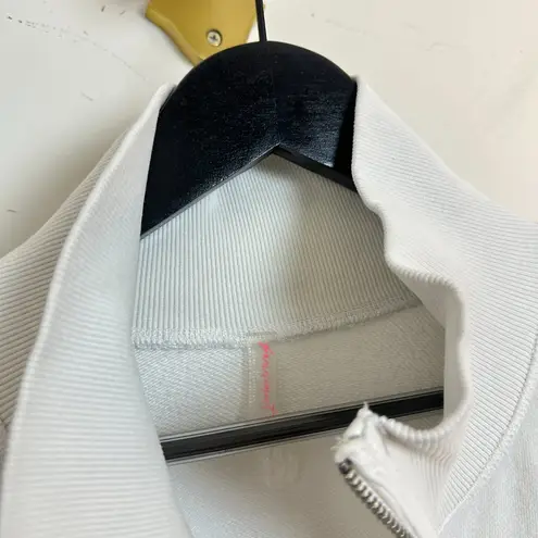 FREE PEOPLE Movement High Jump Zip Up Sweatshirt in Ivory Size Large White