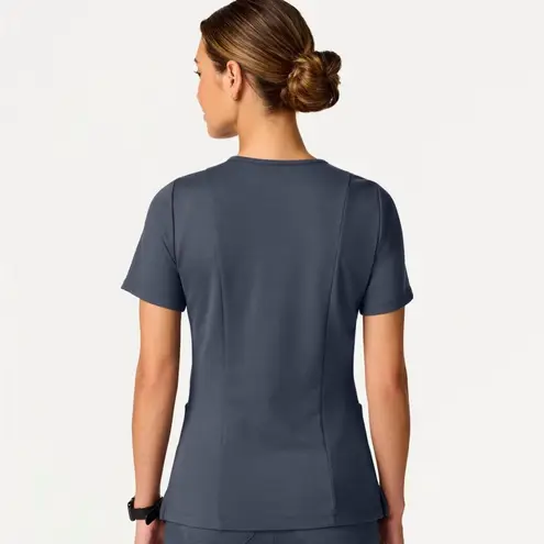 Jaanuu  slim fit 3-pocket scrub top NWT Size L