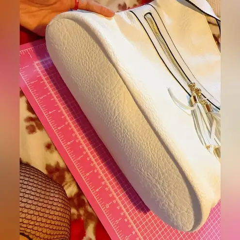 E handbags adjustable shoulder crossbody strap outside zipper pocket tassel zip