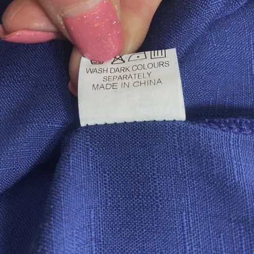 Blue linen short sleeve shirt, ladies small short sleeve relaxed fit button down