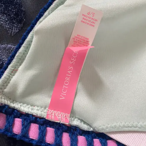 Victoria's Secret Victoria secret triangle Bikini top