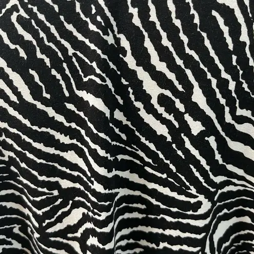 Marina Luna Zebra Print Buttoned Cardigan Women’s Plus Sz 3X Rayon Spandex Black