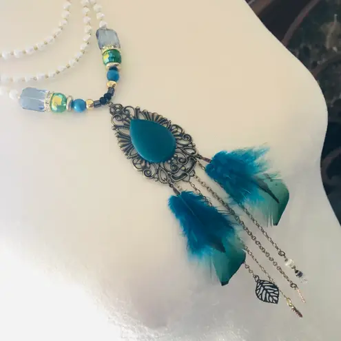 Handcrafted filigree teardrop Czech Pearl genuine emerald stone clasp necklace Blue