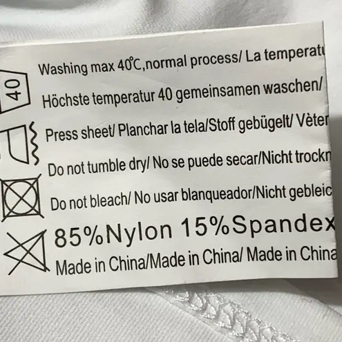 Zeagoo White Sleeveless Blouse- Size Tank Top Size L Nylon Spandex Stretchy Basi