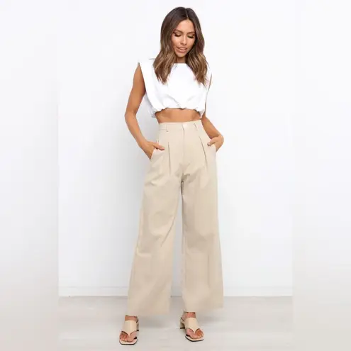 Petal and Pup NWT Omri Crop Top Shoulder Pads in White Size 12