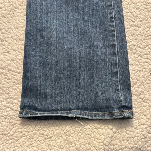 Sergio Valente Blue Flare Wide Leg Jeans with Classic Wash Size 29