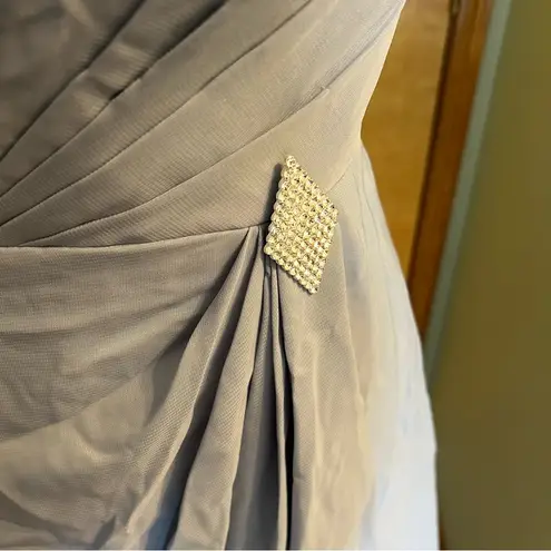 NWOT light blue sleeveless formal dress with sheer jacket rhinestone brooch 8