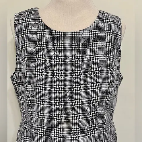 Norton Mcnaughton Plaid Floral Dress Sleeveless Black White Women’s Size 12