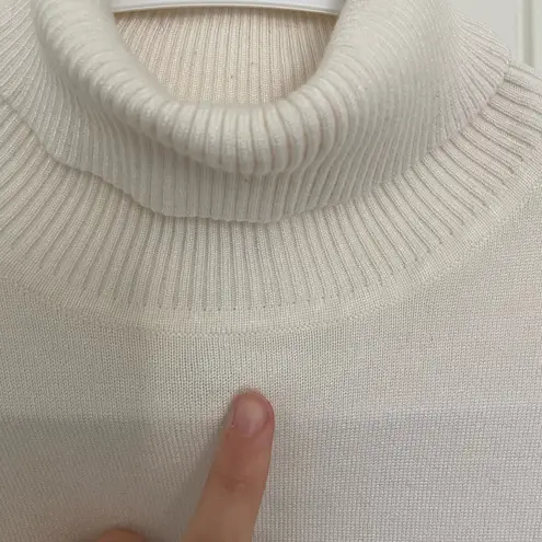 Joseph A women’s white ruched sleeve turtleneck thin knit sweater petite large