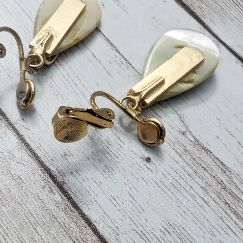 Vintage Clip On Earrings Teardrop Shape Mother of Pearl? Dangle