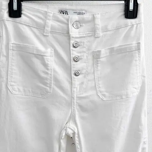 ZARA NEW  White High Waisted Flared Jeans Button Fly Frayed Hems Size 4