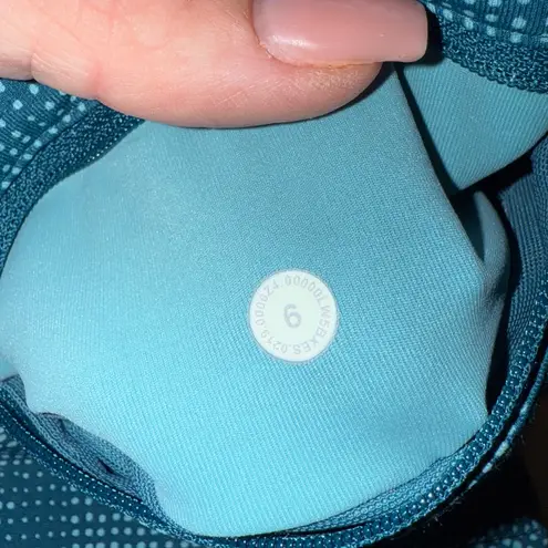 Lululemon  Speed Up Tight 28" size 6 in Illusion Tidal Teal Bermuda thumbnail 5