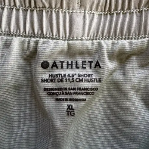 Athleta Hustle Shorts 4.5 Sz XL