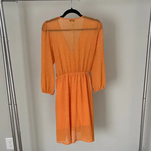 Moon River NWT orange & purple spotted v neck flowy 3/4 sleeve wrap dress sz M