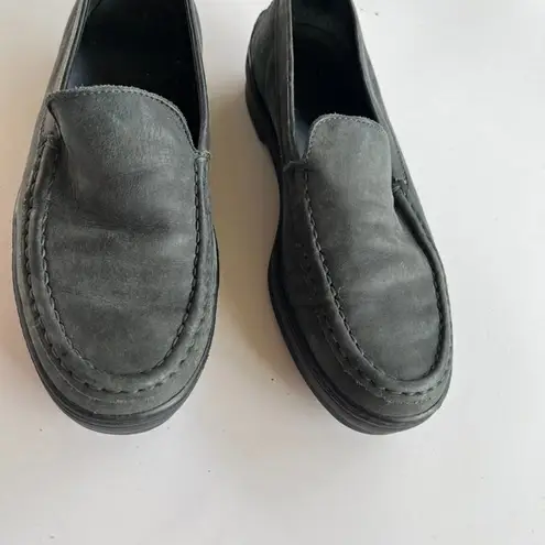 TOD'S DARK GRAY LEATHER SLIP ON LOAFERS WOMENS SIZE 37.5