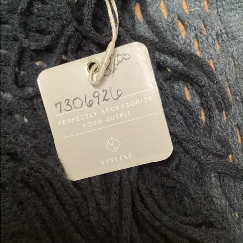 Styline. Knit ombré poncho. OSFM Black Size undefined