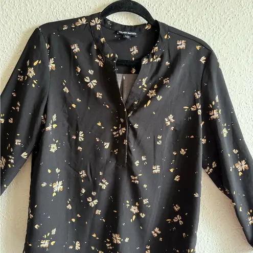 Hilary Radley Black Cream Fitted Button Down Shirt Size S