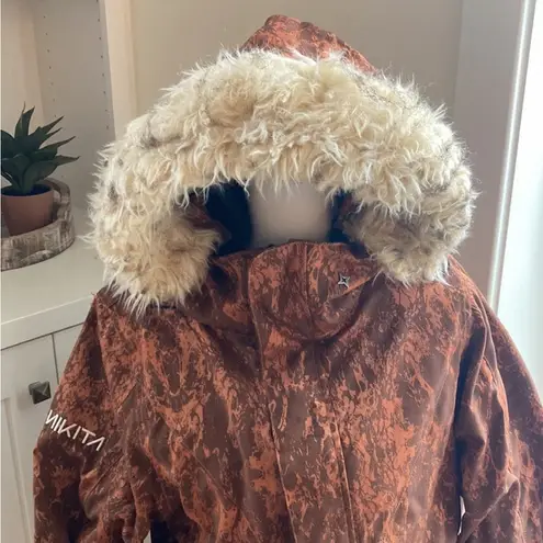 Nikita Icelandic Snowboard jacket 90’s Vintage Orange Size L
