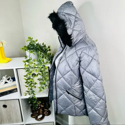 Sebby Collection Gray Silver Quilted Puffer Coat Black Faux Fur Trim NEW Sz S