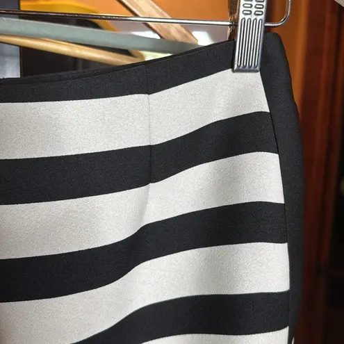 Spring Day Out By Malene Birger Kalotia Black White Striped Skirt Size 4 (FR 36)
