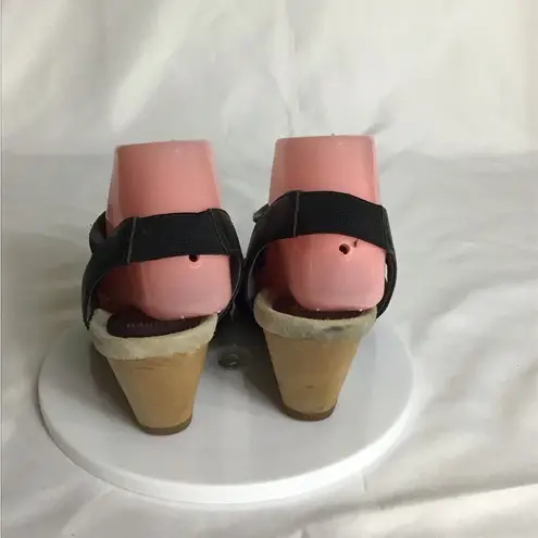 Camper Women “Rachel Wedge Sandals Sz. 39/8.5US Black EUC with Strappy Design