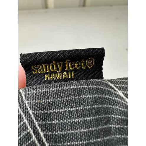 Handmade Sandy Feet Hawaii  Mini Blackout Banana Leaf Vegan Leather Zipper Clutch