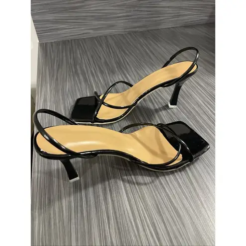 Womens 8.5 M Galvin Heeled Sandal Straps Black Block Heel Square Toe S