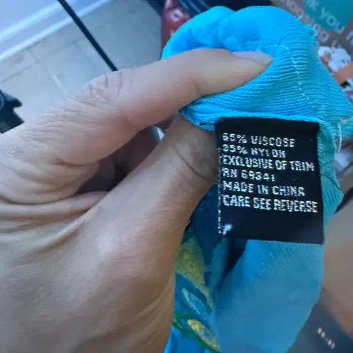 Lisa International Vintage Blue Crochet Hem Y2K Sweater Size L