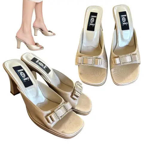 90'S VINTAGE Y2K L.E.I. SATIN CHAMPAGNE NUDE BOW RHINESTONE SANDALS 7.5 LIKE NEW Silver