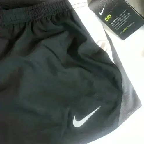 Nike  Dri-fit black lined running shorts sz S NWT