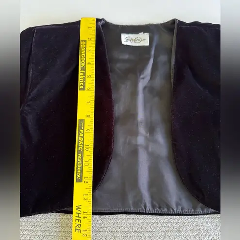 Vintage 80s 90s Steppin Out Black Velvet Cropped Bolero Jacket Size M